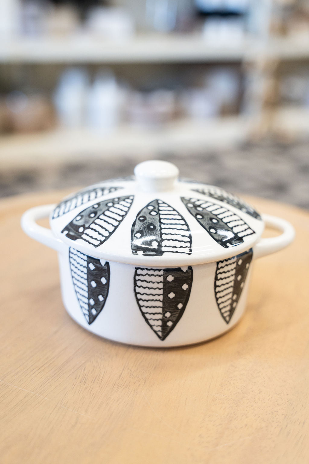 Leaves Stoneware Baker Dish Betsey's Boutique Shop Kitchen