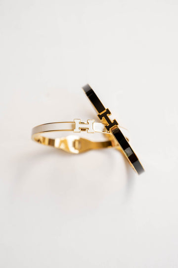 Sleek & Stylish Clamp Bracelet