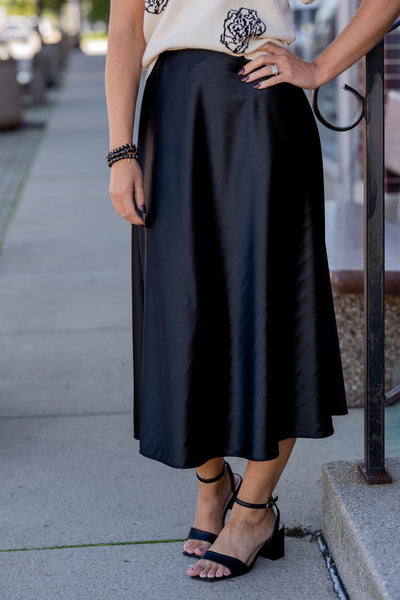 Elegant Midi Skirt