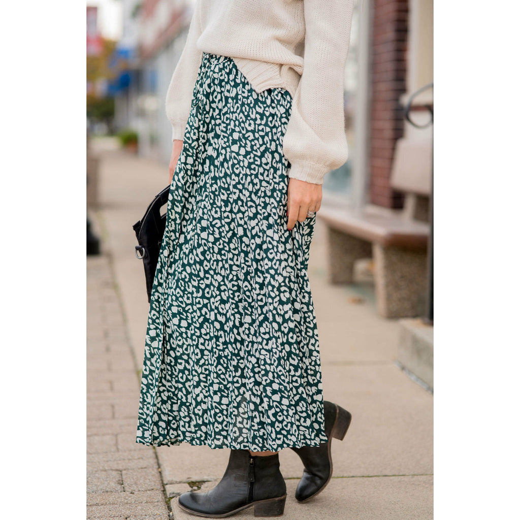 Sleek and Chic Leopard Skirt - Betsey's Boutique Shop