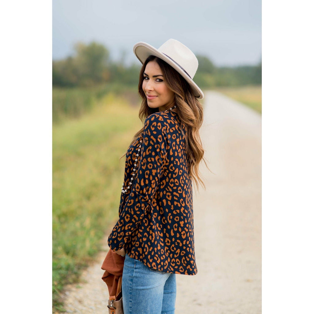 Cheetah Long Sleeve Top - Betsey's Boutique Shop - Shirts & Tops