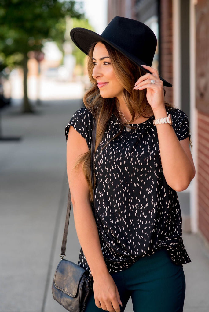 Feather Speckled Front Knot Tee - Betsey's Boutique Shop