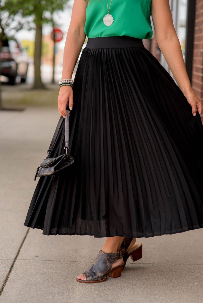 Basic Pleated Maxi Skirt - Betsey's Boutique Shop -