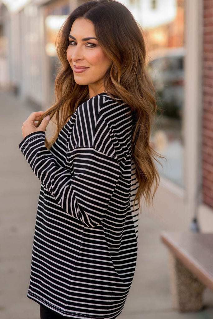 Contrasting Stripes V-Neck Tee - Betsey's Boutique Shop -