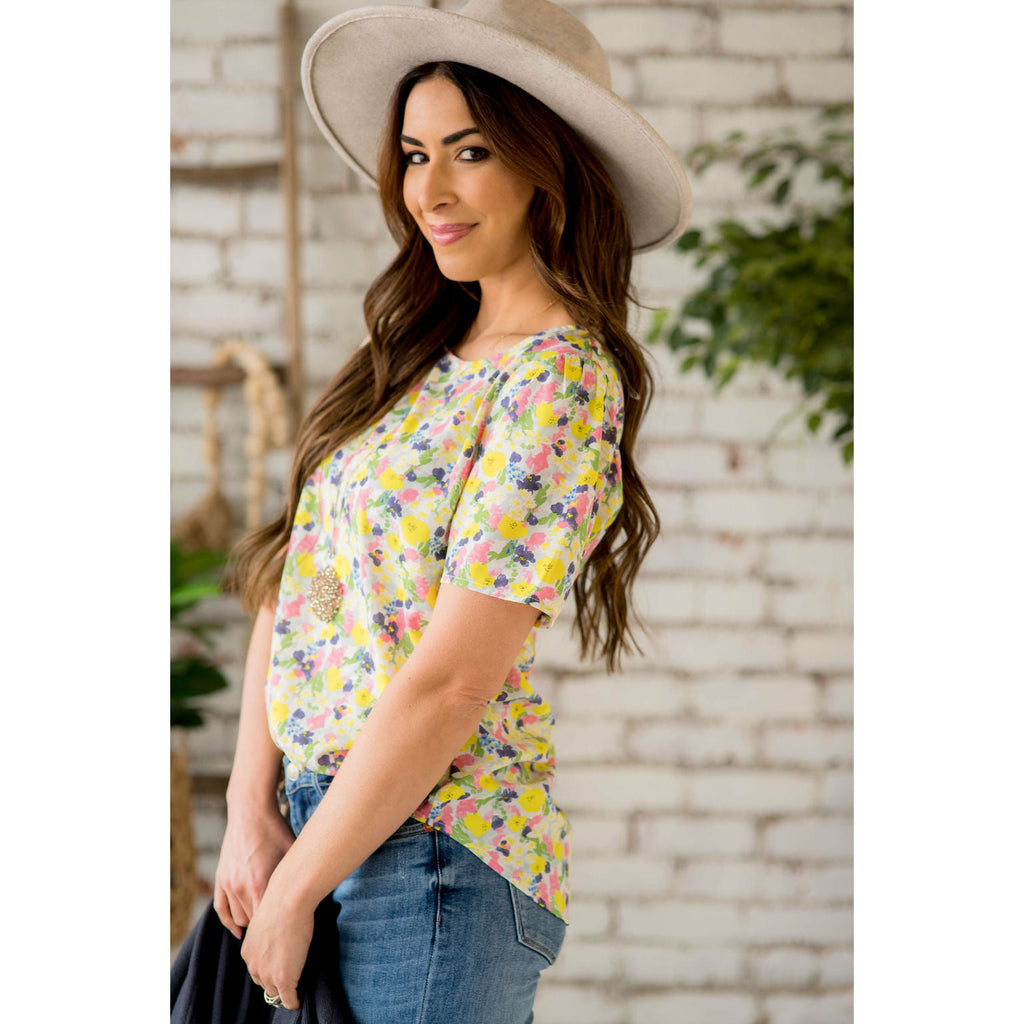 Floral Short Sleeve Tee - Betsey's Boutique Shop