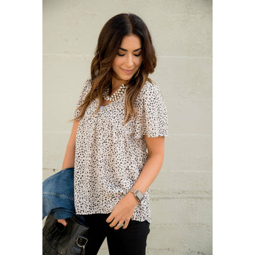 Short Sleeve Leopard V Neck Blouse - Betsey's Boutique Shop