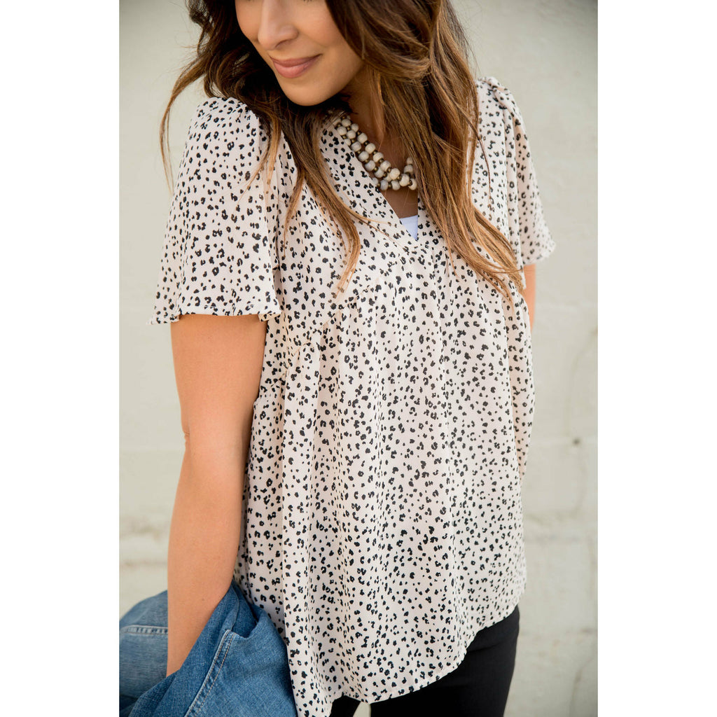 Short Sleeve Leopard V Neck Blouse - Betsey's Boutique Shop