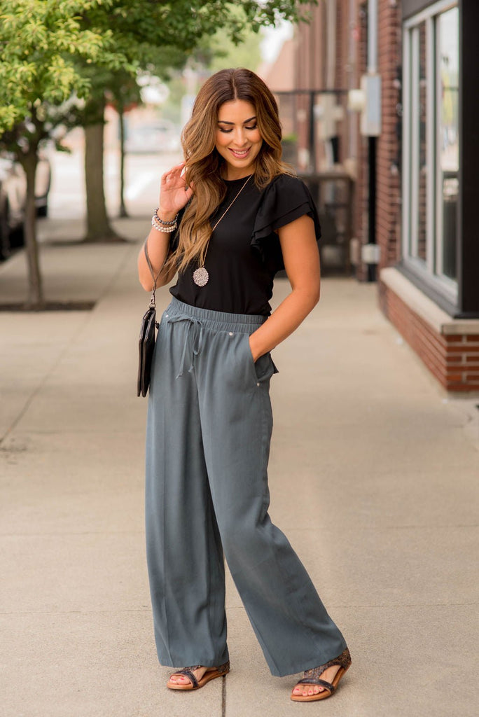 Classy Relaxed Large Pocket Pants - Betsey's Boutique Shop -