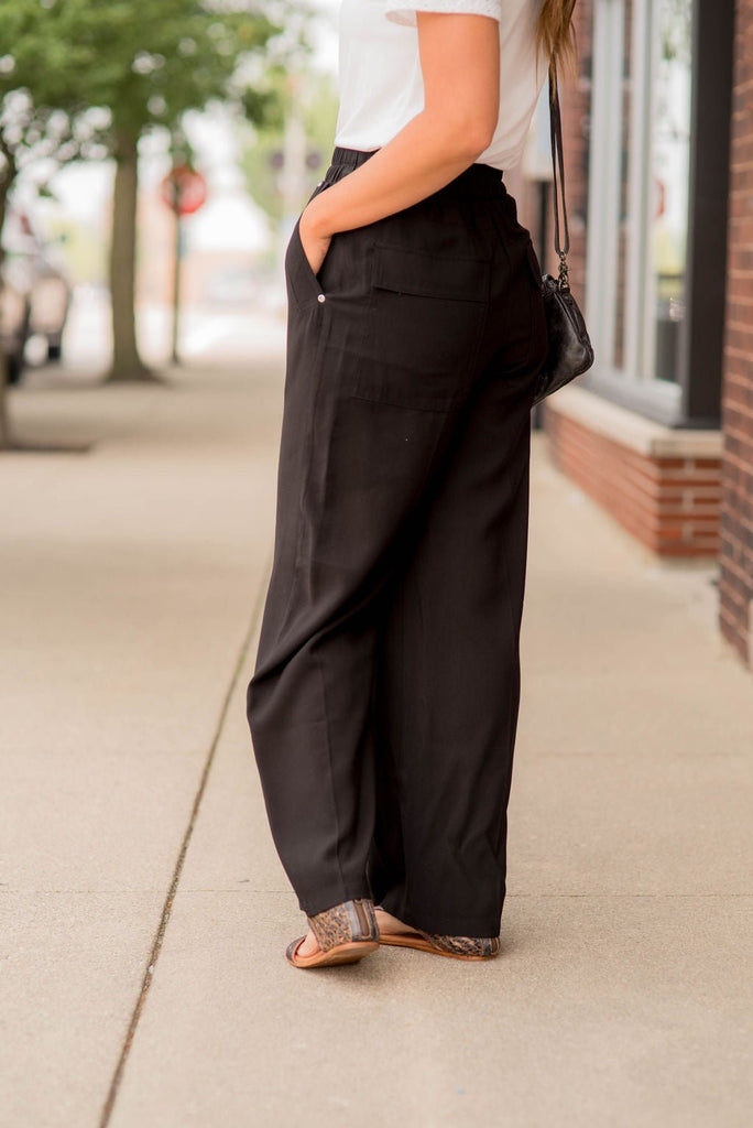 Classy Relaxed Large Pocket Pants - Betsey's Boutique Shop -