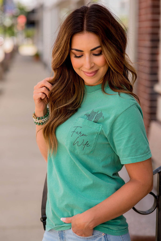 Farm Wife Pocket Graphic Tee - Betsey's Boutique Shop -