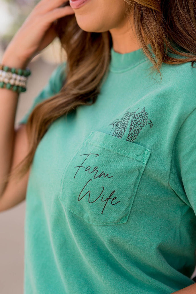 Farm Wife Pocket Graphic Tee - Betsey's Boutique Shop -