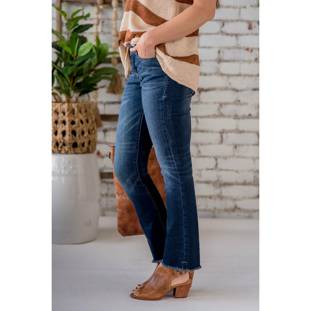 Brynn Denim Jeans - Betsey's Boutique Shop