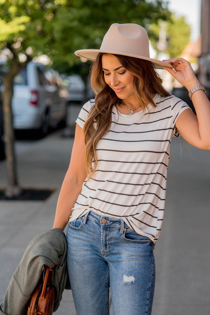 Thin Striped Basic Short Sleeve Tee - Betsey's Boutique Shop