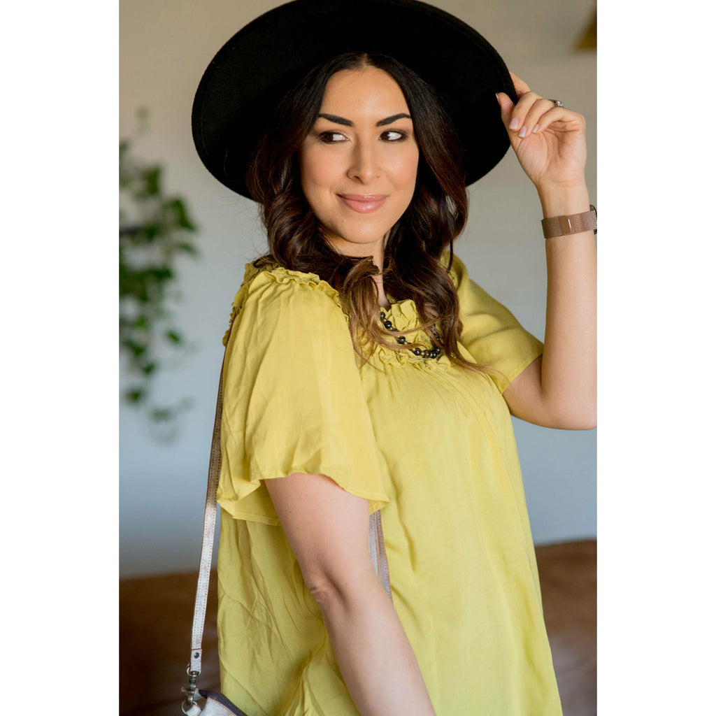 Ruffle Off The Shoulder - Pale Yellow - Betsey's Boutique Shop