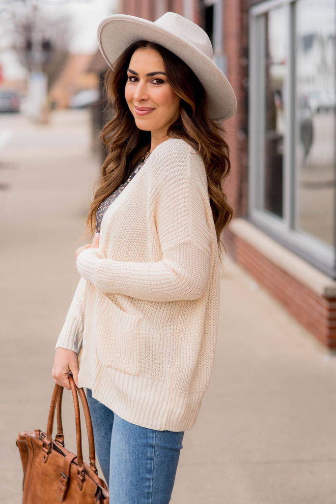 Solid Lapel Knit Cardigan - Betsey's Boutique Shop -