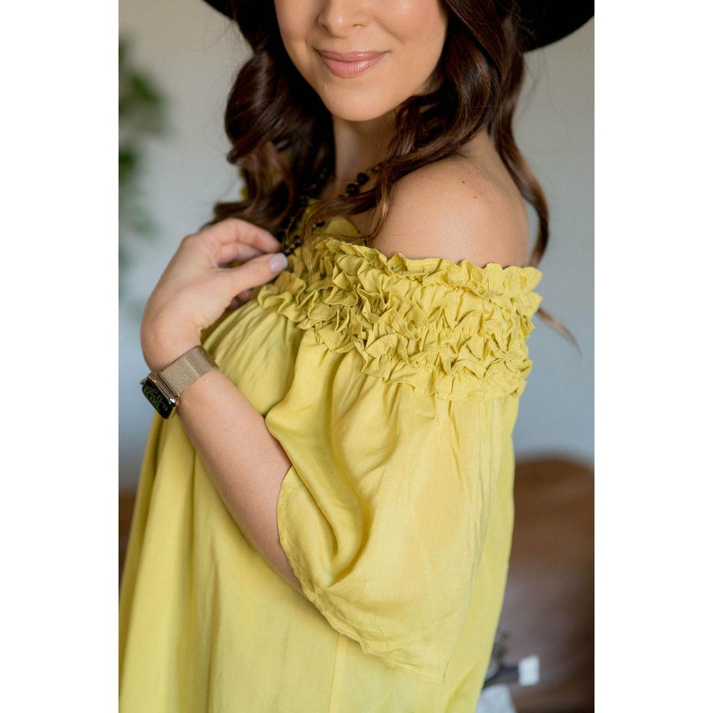 Ruffle Off The Shoulder - Pale Yellow - Betsey's Boutique Shop