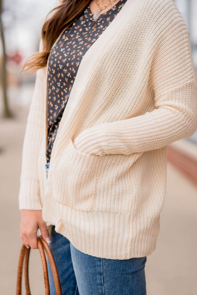 Solid Lapel Knit Cardigan - Betsey's Boutique Shop -