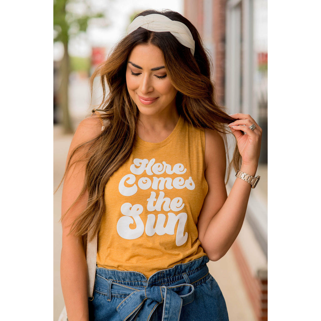 Here Comes The Sun Graphic Tank - Betsey's Boutique Shop