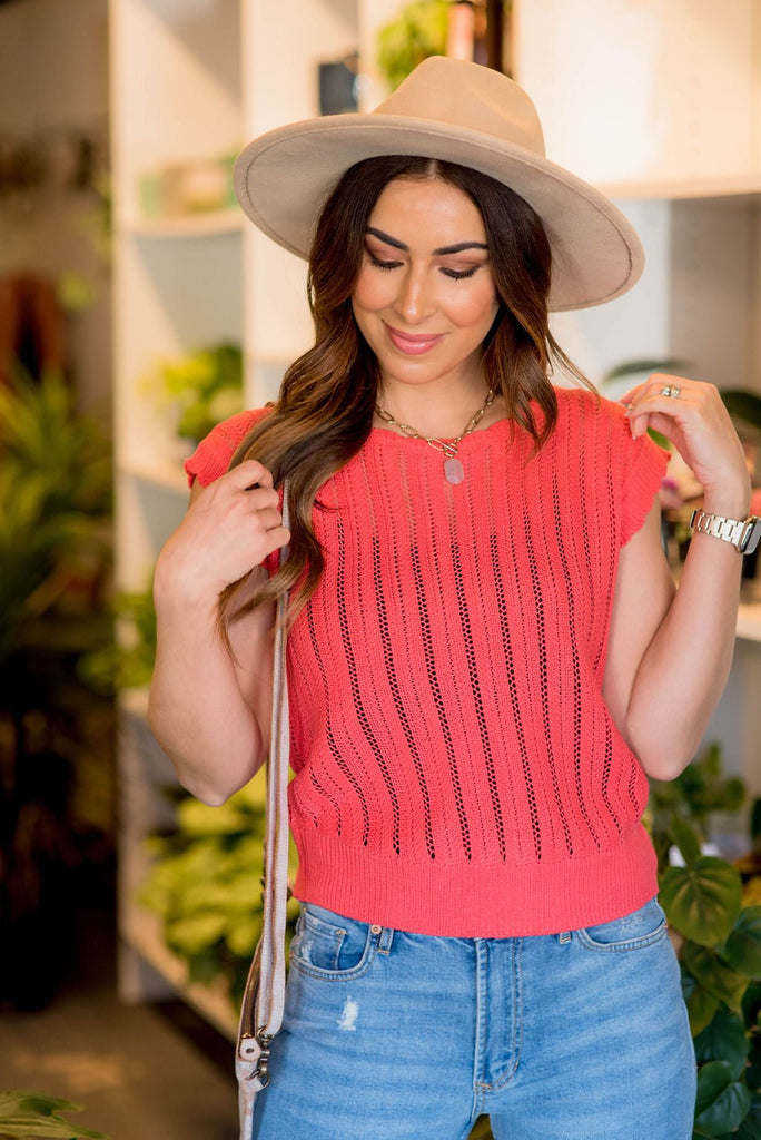 Vertical Knit Scalloped Sleeve Tee - Betsey's Boutique Shop -