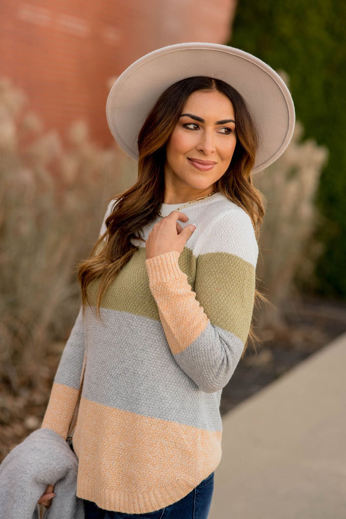 Simple Knit Blocked Sweater - Betsey's Boutique Shop -