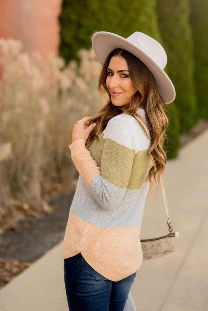 Simple Knit Blocked Sweater - Betsey's Boutique Shop -