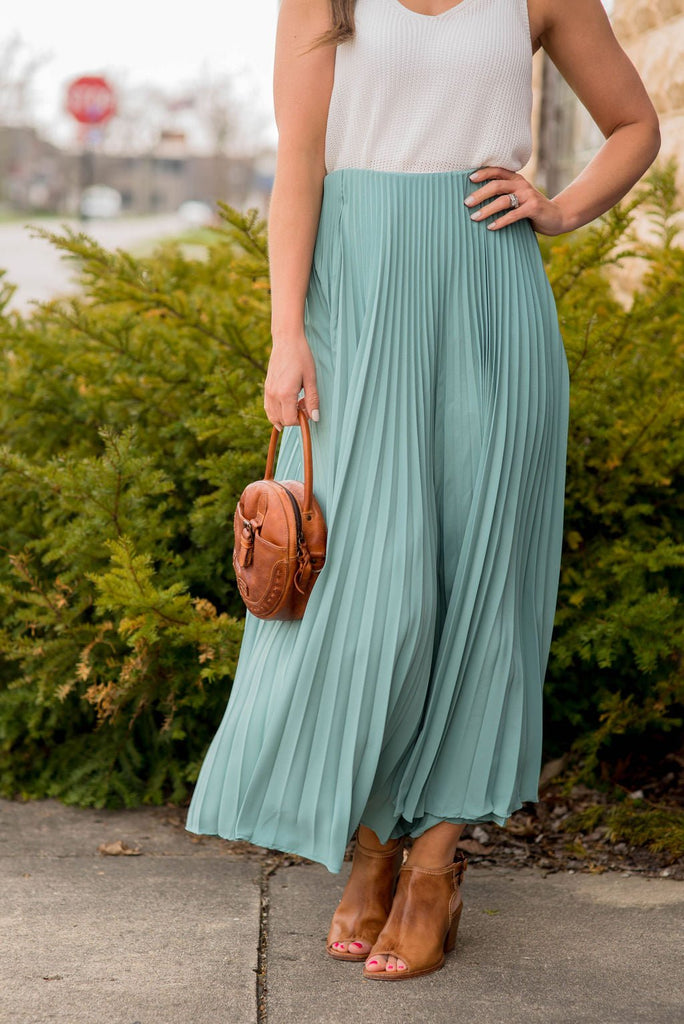 Solid Accordion Maxi Skirt - Betsey's Boutique Shop -