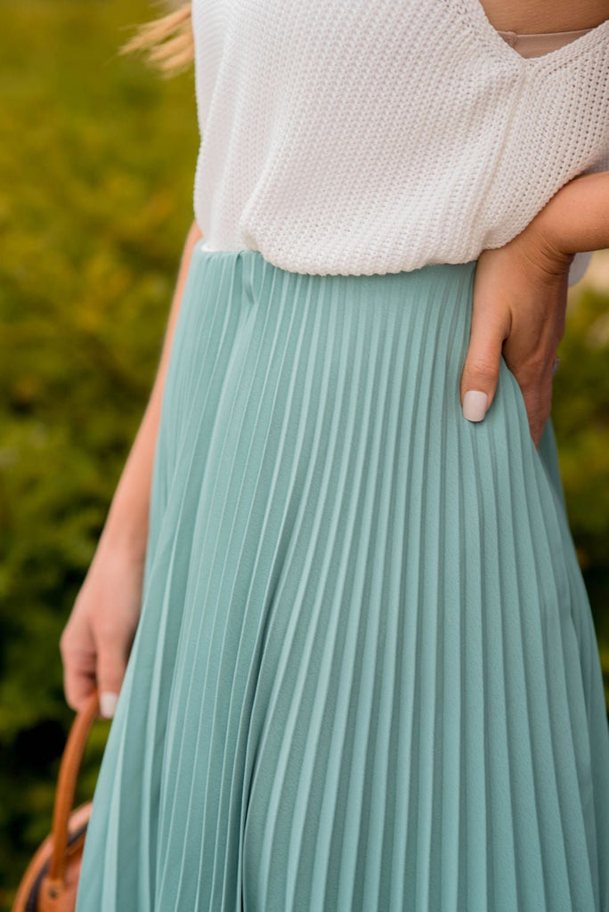 Solid Accordion Maxi Skirt - Betsey's Boutique Shop -