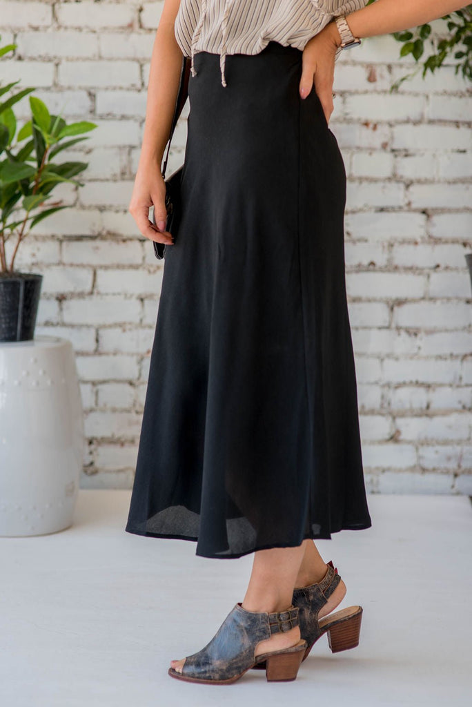 Lightweight Midi Skirt - Betsey's Boutique Shop -