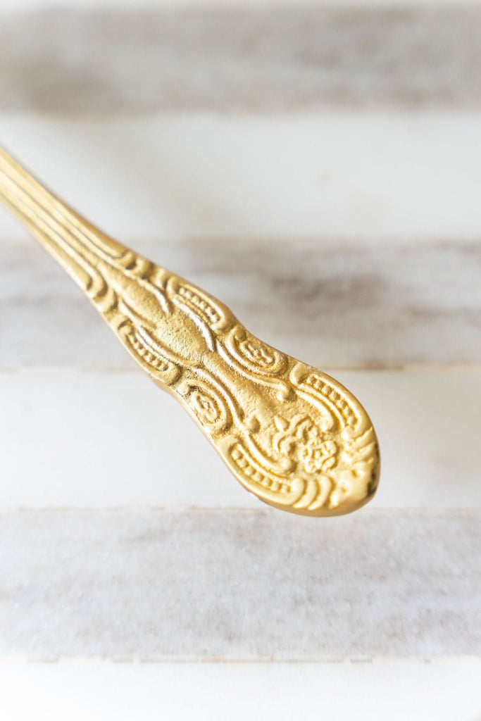 Antiqued Brass Cake Server - Betsey's Boutique Shop -