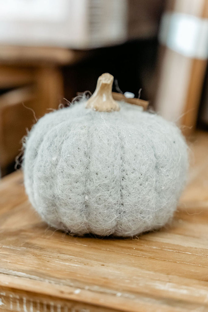 Mini Felt Pumpkin - Betsey's Boutique Shop -