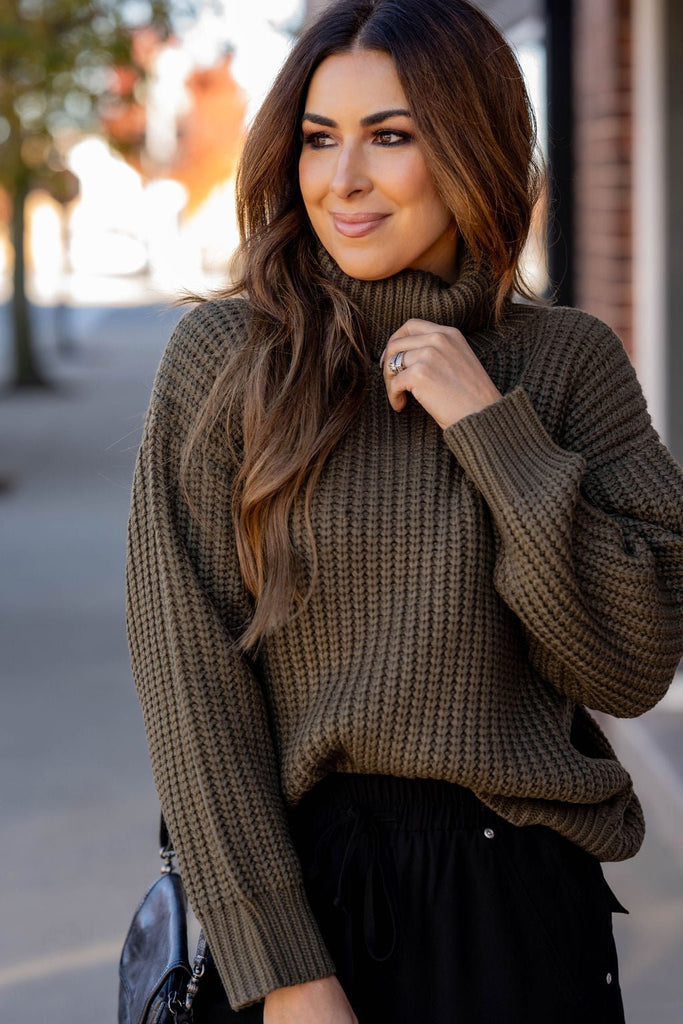 Chunky Knit Turtleneck Sweater - Betsey's Boutique Shop -