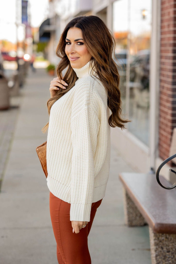 Chunky Knit Turtleneck Sweater - Betsey's Boutique Shop -