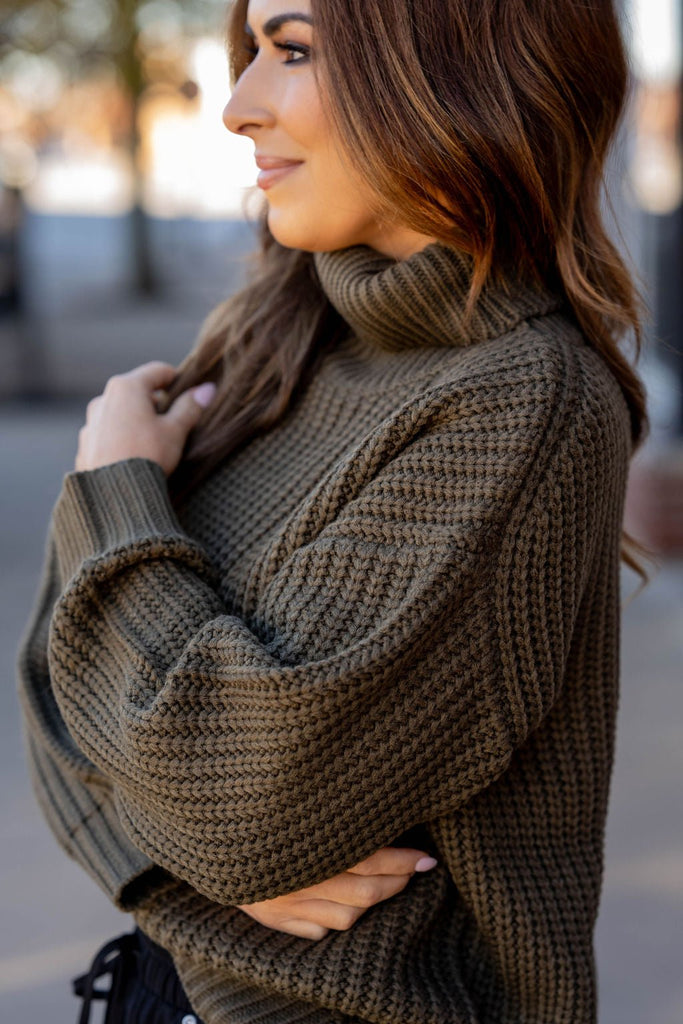 Chunky Knit Turtleneck Sweater - Betsey's Boutique Shop -