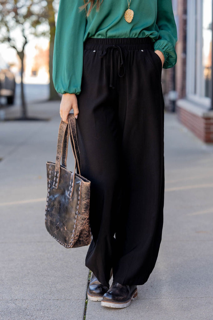 Classy Relaxed Large Pocket Pants - Betsey's Boutique Shop -