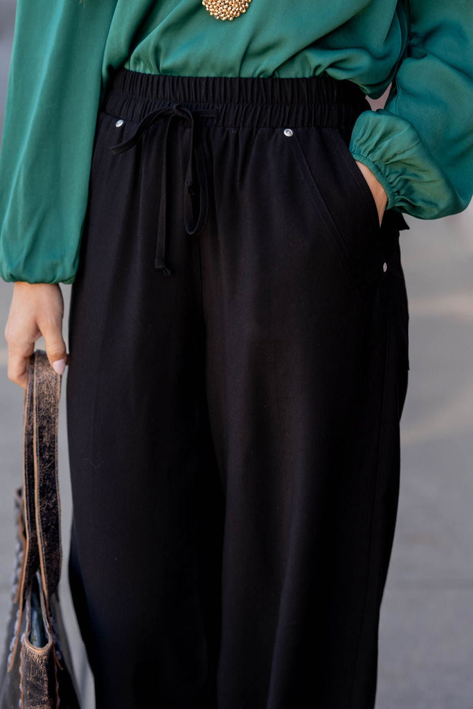 Classy Relaxed Large Pocket Pants - Betsey's Boutique Shop -